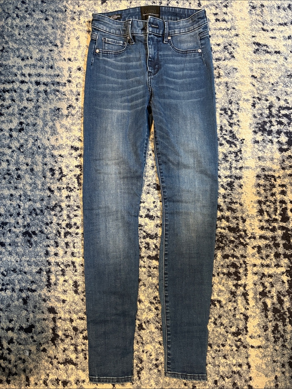 White House Black Market Women's Dark Blue Skinny Stretchy Denim Leggung